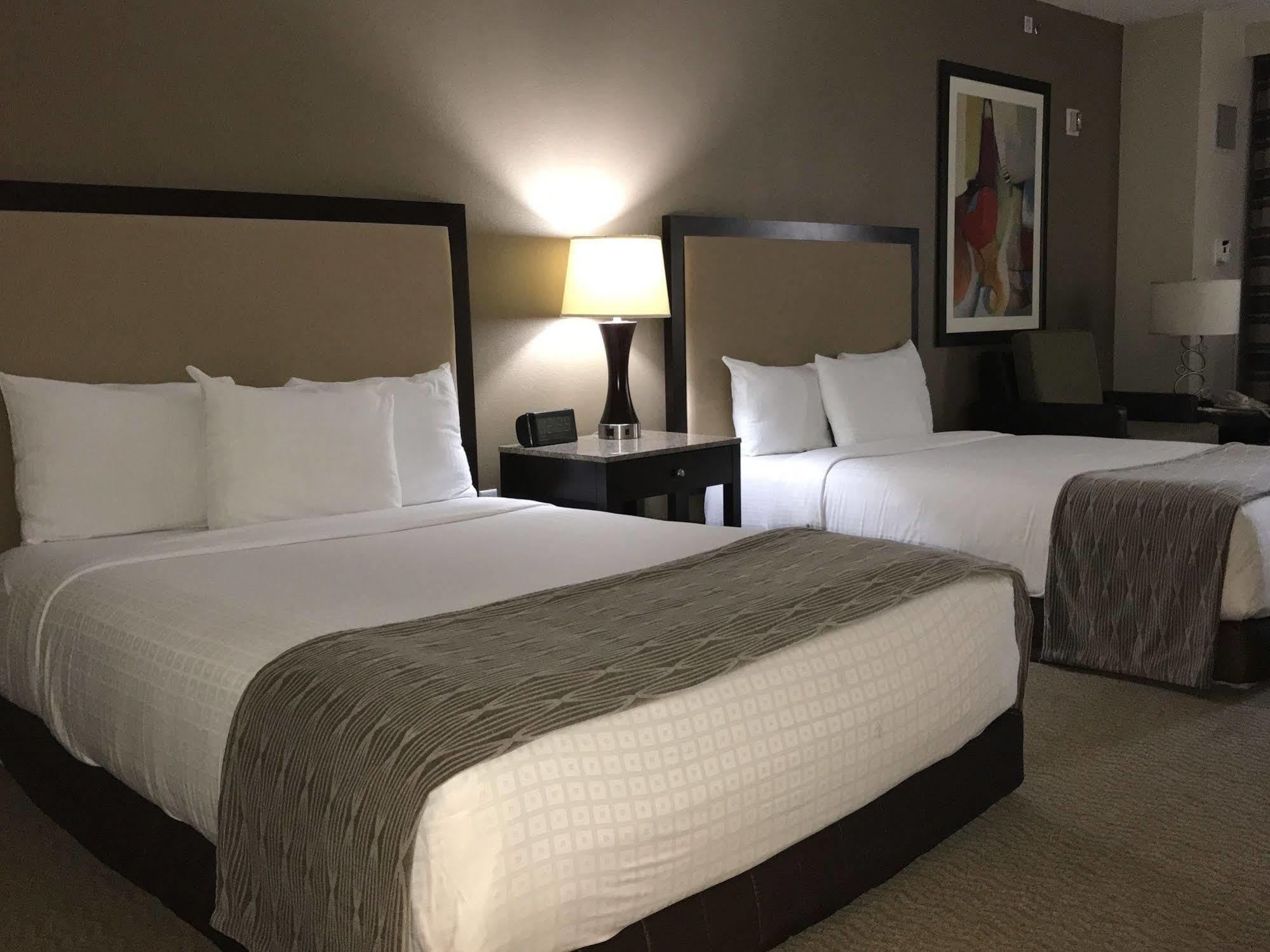 Horseshoe Lake Charles Westlake エクステリア 写真