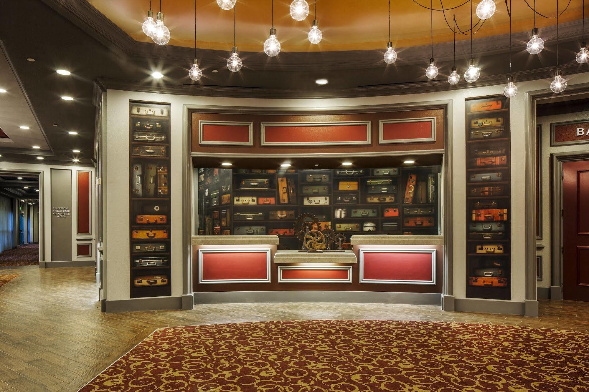 Horseshoe Lake Charles Westlake エクステリア 写真